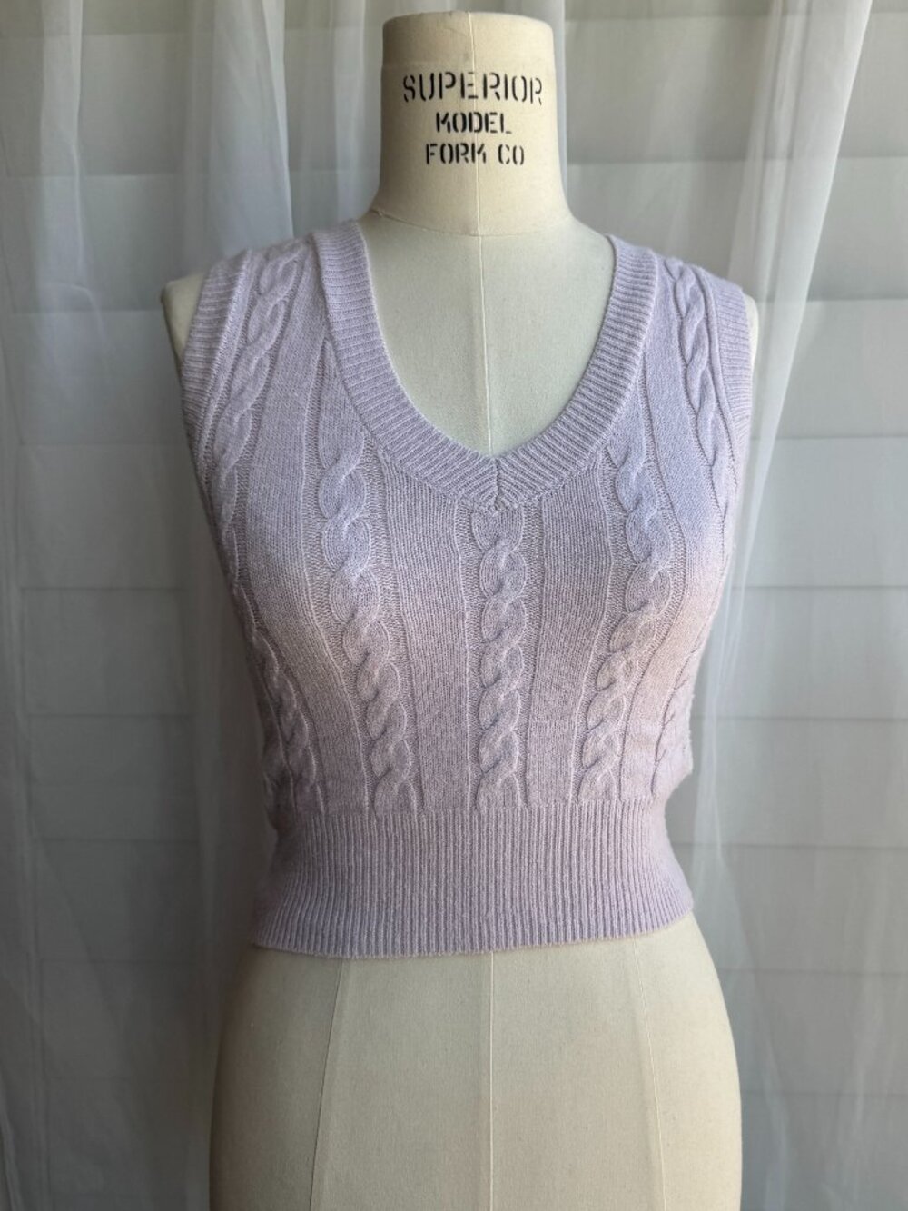 cropped sweater vest